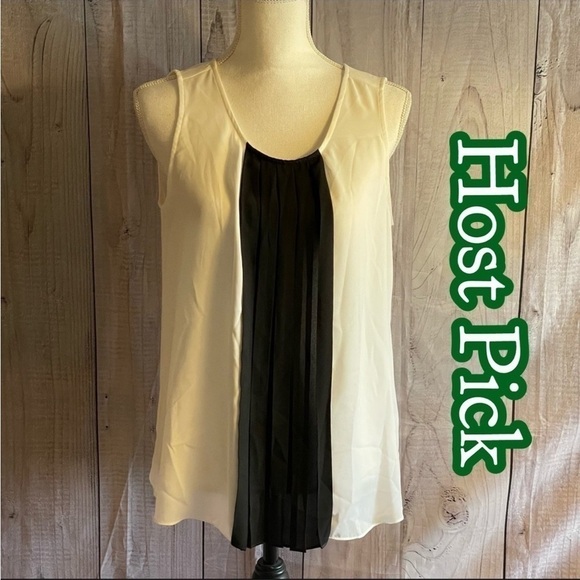 ✅host Pick✅ Apt. 9 Sleeveless Blouse, Medium - Picture 1 of 8
